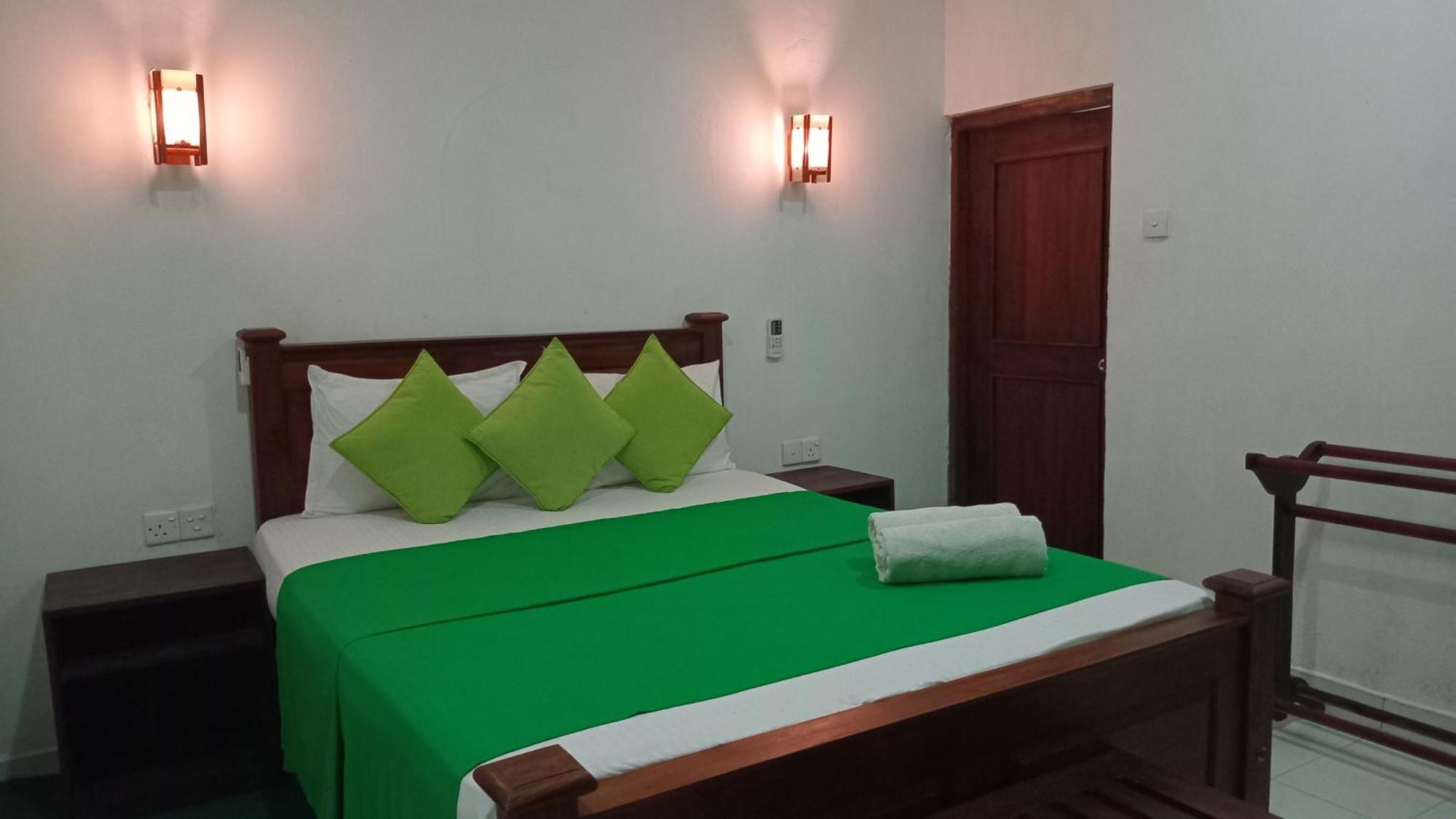 Habarana Dulwan Guest House Habitación foto